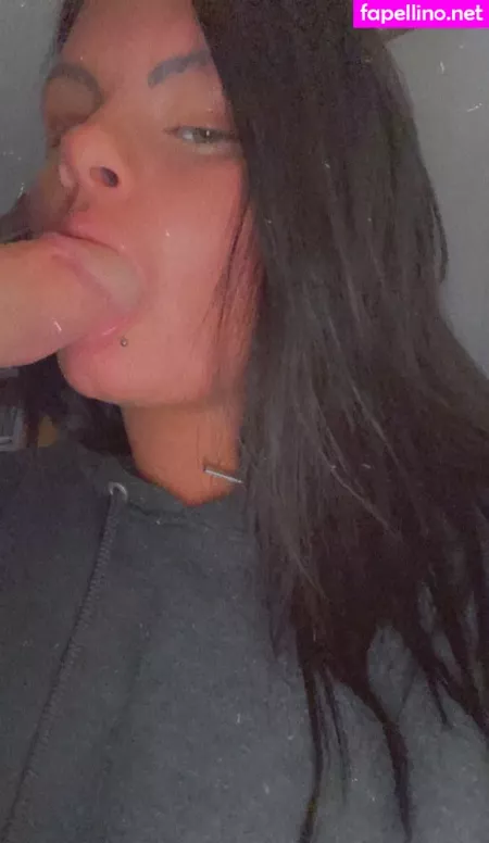 Katiee0102 OnlyFans Thumbnail #QWDOXPI1zT