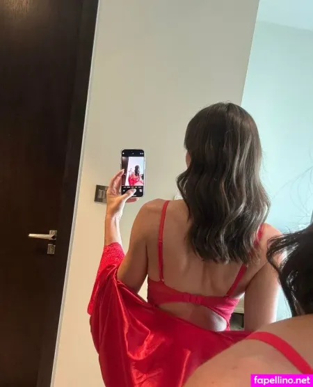 Katieflood OnlyFans Thumbnail #kMVcOk7eeS