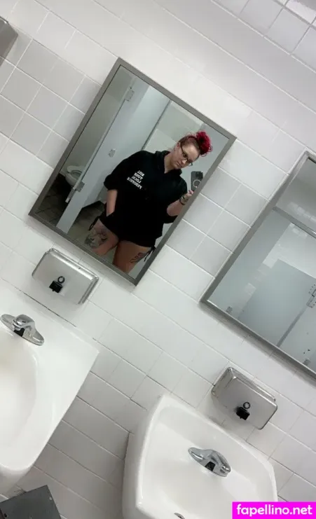 Katiemayhem666 OnlyFans Thumbnail #9t0TAOrUSl