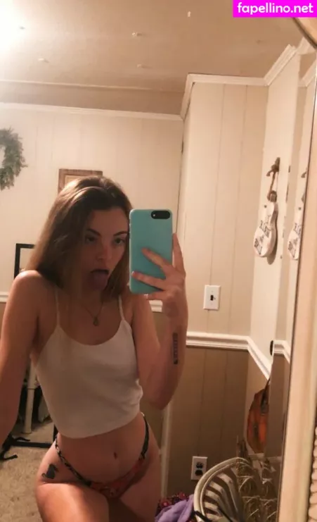 Katiepardon2001 OnlyFans Thumbnail #btnAWRqAjN