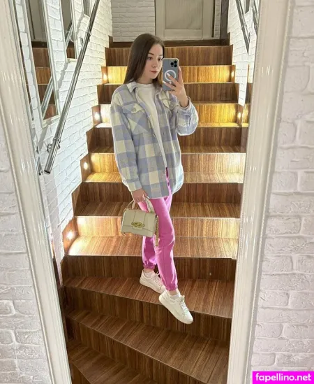 Katiepearl OnlyFans Thumbnail #jTQIs3ZMmp