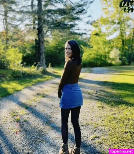 Katieplaysstuff OnlyFans Thumbnail #7rjpe9Th84