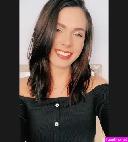 Katieplaysstuff OnlyFans Thumbnail #P2hxzn2DOs