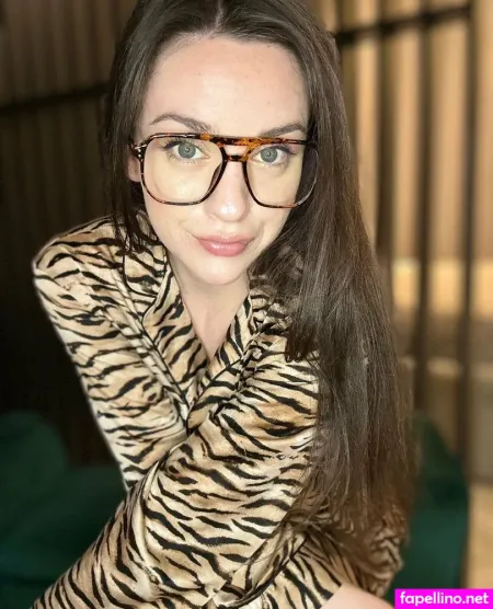 Katiesinsx OnlyFans Thumbnail #7GMZdhWoND