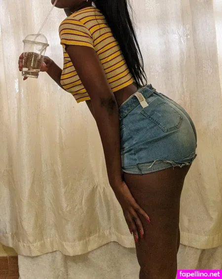 Katietheblackbarbie OnlyFans Thumbnail #O47i3Xov41