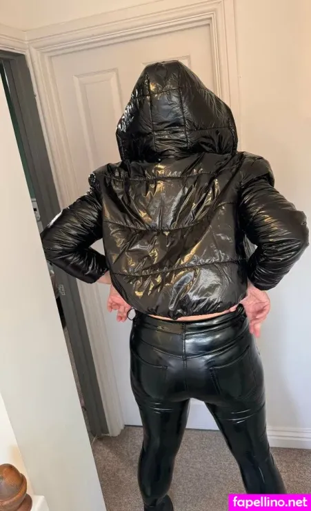 Katietleather OnlyFans Thumbnail #G6GiJSjq9t