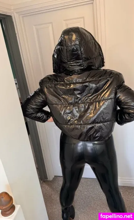 Katietleather OnlyFans Thumbnail #ZIwEWeb0Ci