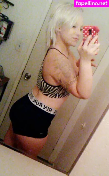 Katiiemae OnlyFans Thumbnail #8w2ZfXoSte