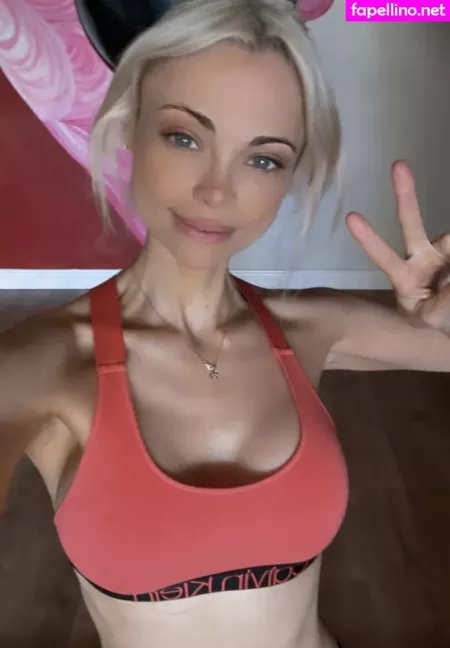 Katja Glieson OnlyFans Thumbnail #9MQRqF9lMz