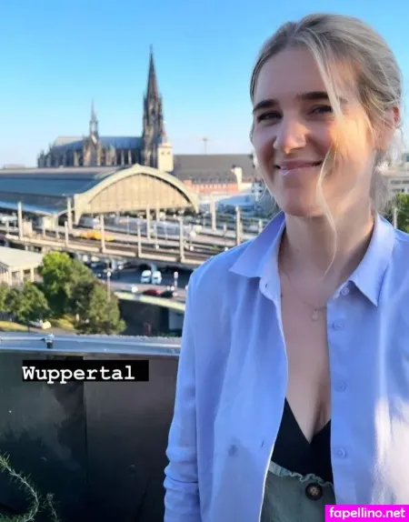 Katjana Gerz OnlyFans Thumbnail #B4vjzBtFVm