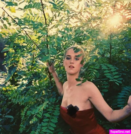 Katjana Gerz OnlyFans Thumbnail #He0XwTTQVl