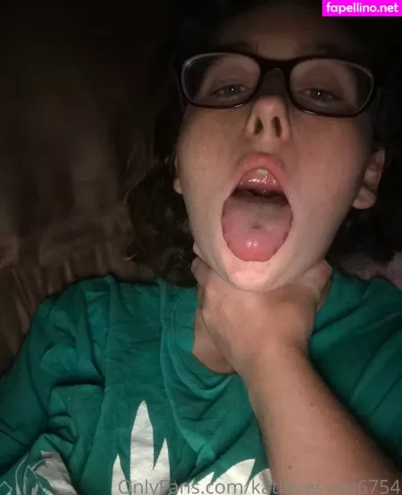 Katlovesyou6754 OnlyFans Thumbnail #XeJ8ZnDliG