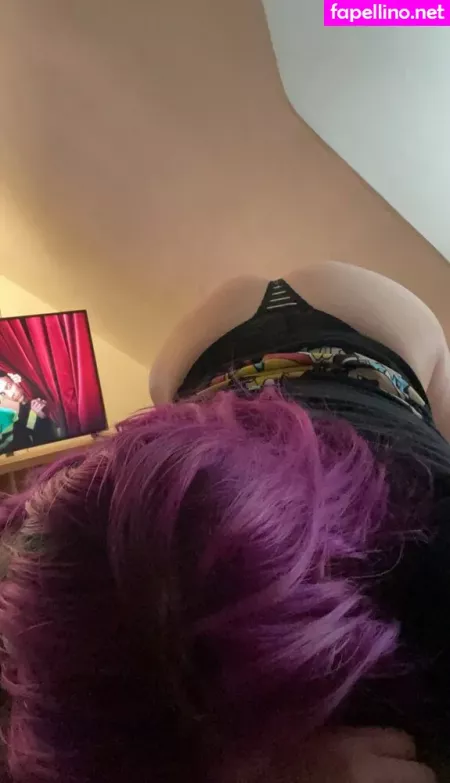 Katnipeverweed OnlyFans Thumbnail #4Js1z6TgIl