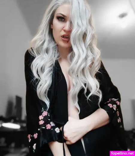 Katriinka OnlyFans Thumbnail #U8HoD3cCRS