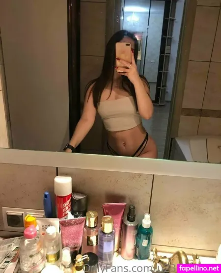 Katrin Shamber OnlyFans Thumbnail #ennN5R7Lcv