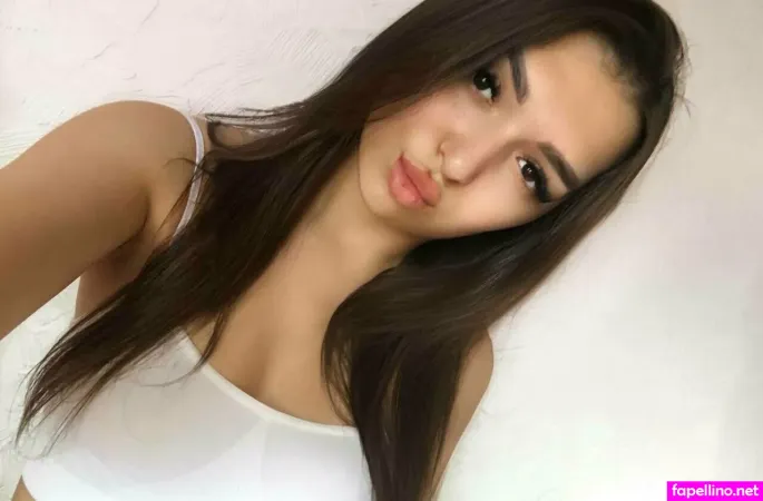 Katrin Shamber OnlyFans Thumbnail #wHPwlUng0M