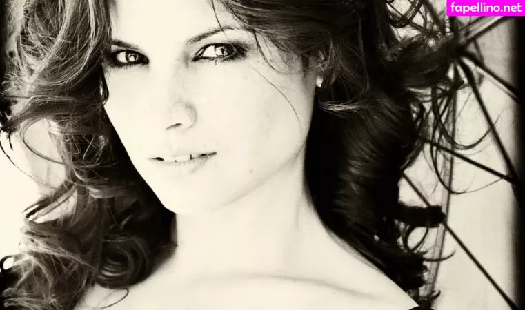 Katrina Law OnlyFans Thumbnail #0IDWSLy8nx