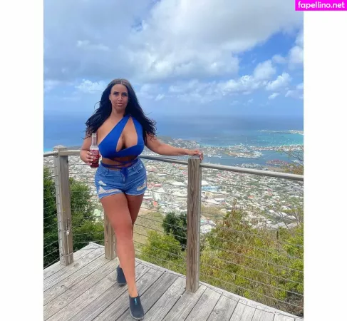 Katrina Louise Paul OnlyFans Thumbnail #vGmALa2UiS