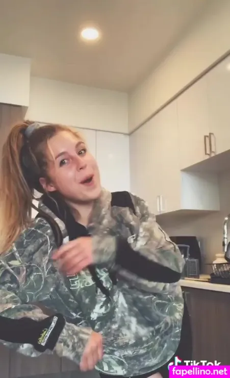 Katrina Mckenna OnlyFans Thumbnail #AqnNxLp6P4