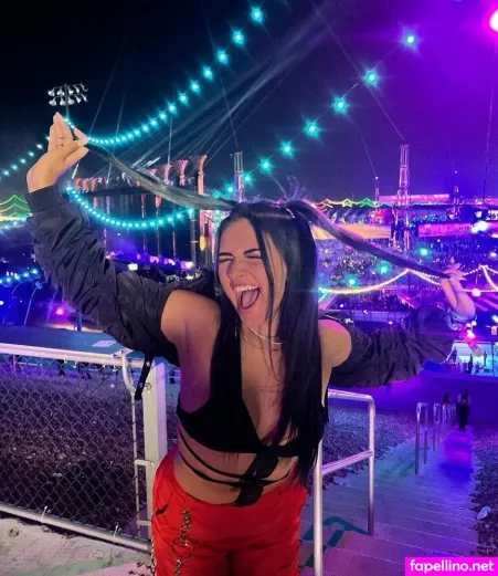 Katrina Stuart OnlyFans Thumbnail #Kc28fvg5dT