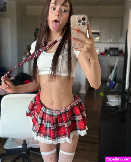 Katrinaaa OnlyFans Thumbnail #LvWw4y05xi