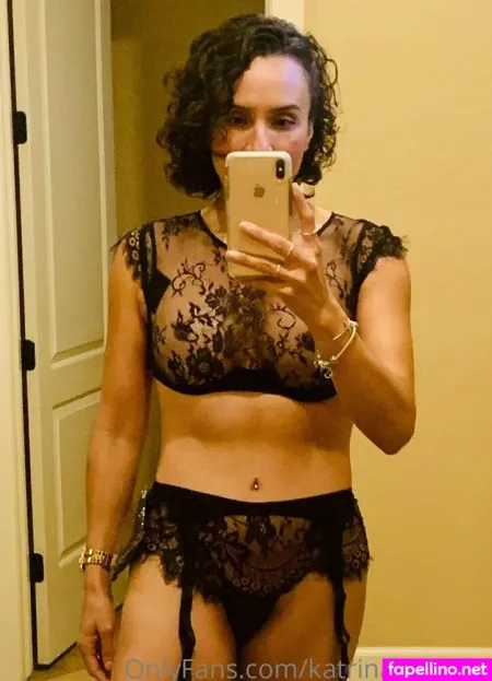 Katrinahotwife OnlyFans Thumbnail #hTYOyjULV0