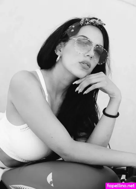 Katrinamorenofree OnlyFans Thumbnail #739OxUIoyN