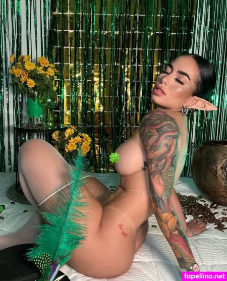 Katt Dumont OnlyFans Thumbnail #Blnfv5iSzy
