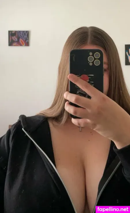 Kattie Cz OnlyFans Thumbnail #Xi1hgHu0sA
