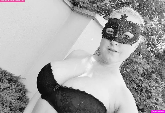 Kattiemeluanie OnlyFans Thumbnail #75qzR6lXKf