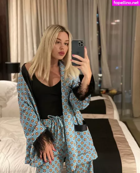 Kattrina OnlyFans Thumbnail #1z7TvEUAMW