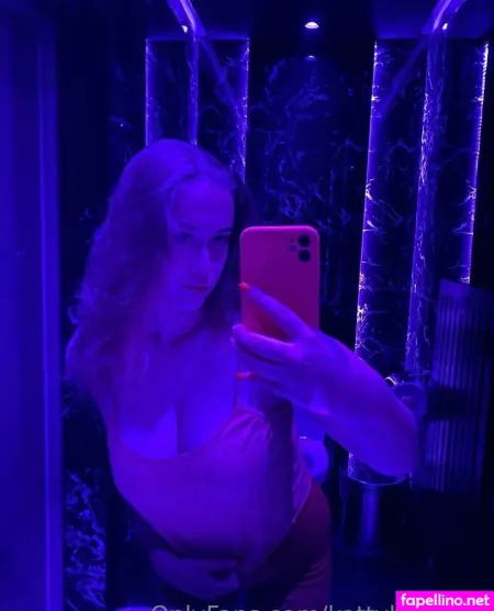 Kattyboooom OnlyFans Thumbnail #SaboatgLrW