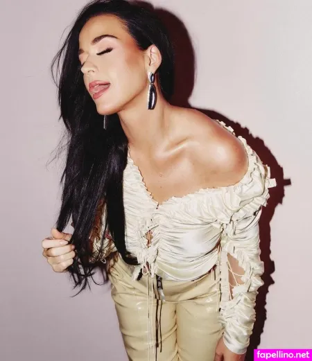 Katy Perry 1 OnlyFans Thumbnail #XHSCa3Mkne