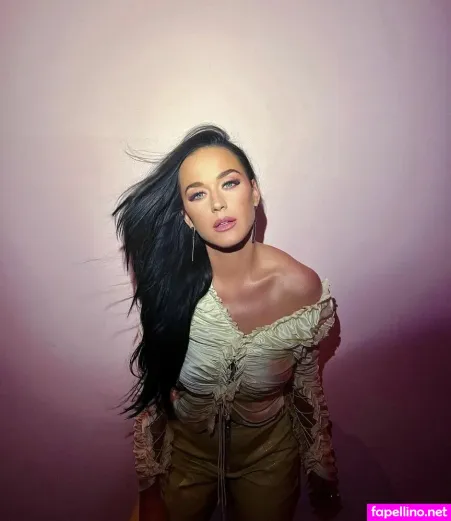 Katy Perry 1 OnlyFans Thumbnail #y03TWKeFjy