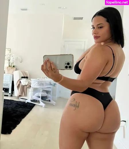 Katya Elise Henry OnlyFans Thumbnail #5UDeNMvr4m