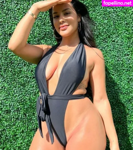 Katya Elise Henry OnlyFans Thumbnail #8TJGEC6DKj