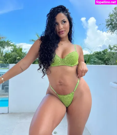 Katya Elise Henry OnlyFans Thumbnail #CB3YSiQHfc