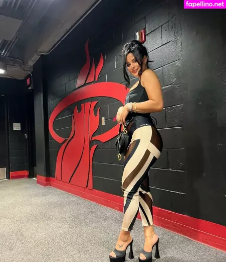 Katya Elise Henry OnlyFans Thumbnail #KQIonrfNhb