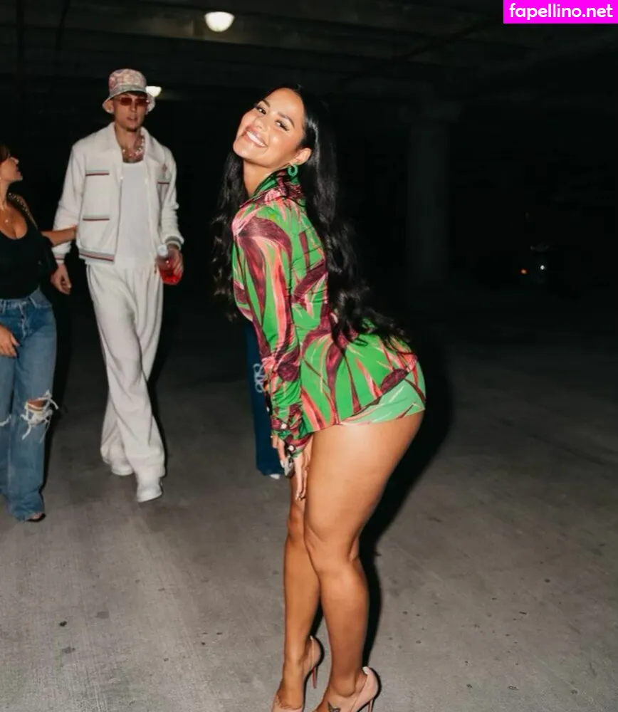 katyaelisehenry, katyaelisehenrysworld Nude Leaked OnlyFans Photo #VC7SLvYSMu