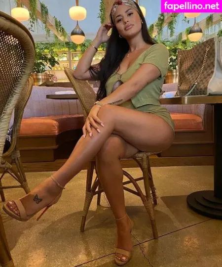 Katya Elise Henry OnlyFans Thumbnail #VkbiChqlgH