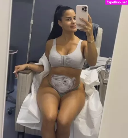 Katya Elise Henry OnlyFans Thumbnail #Z25vmUhhP2
