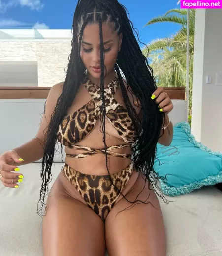 Katya Elise Henry OnlyFans Thumbnail #aEwknZDCtm