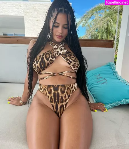 Katya Elise Henry OnlyFans Thumbnail #aGlzTtol7m