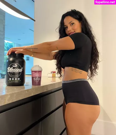 Katya Elise Henry OnlyFans Thumbnail #ffaMdLUhPs