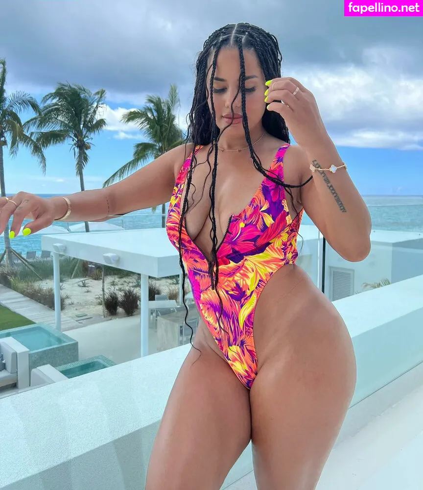 katyaelisehenry, katyaelisehenrysworld Nude Leaked OnlyFans Photo #k3w2p04CoP