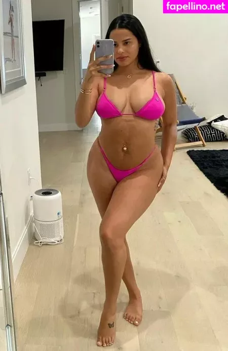Katya Elise Henry OnlyFans Thumbnail #niM2Ya8jzl