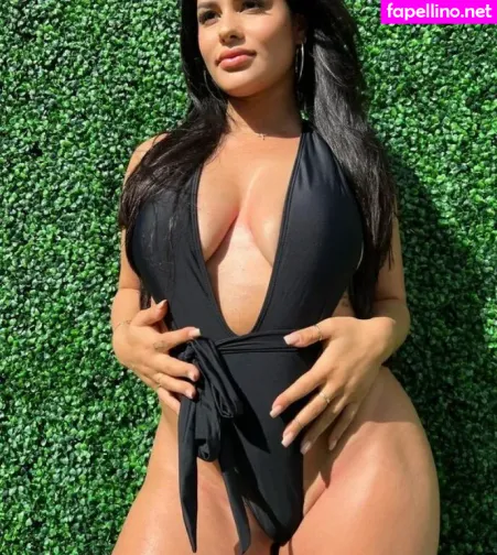 Katya Elise Henry OnlyFans Thumbnail #pkBOxygAhr