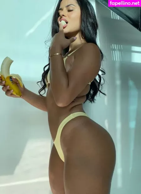 Katya Elise Henry OnlyFans Thumbnail #rq92UInlYM