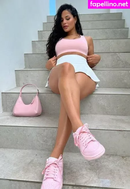 Katya Elise Henry OnlyFans Thumbnail #sPiuYCFSxV