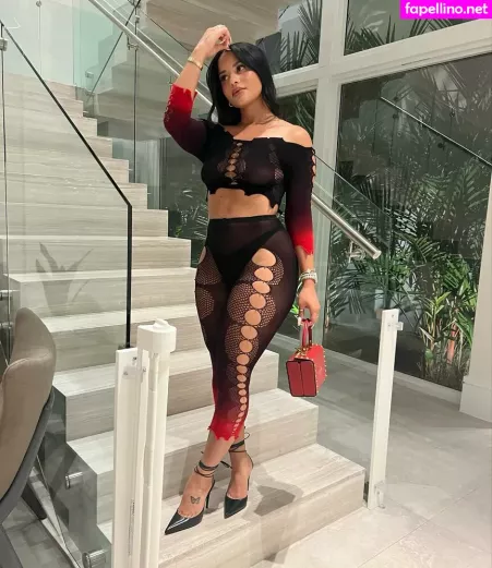 Katya Elise Henry OnlyFans Thumbnail #sX38zL2WNh